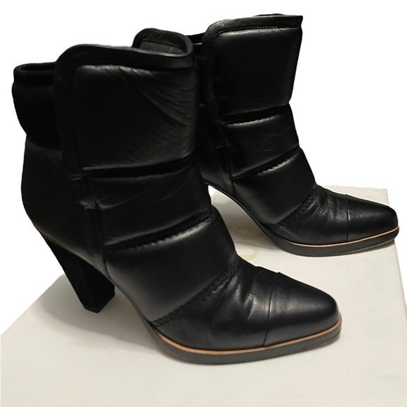 CHLOE Devon Boot Quilted Puffer Black Leather Ankle Boots - Picture 13 of 16